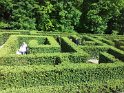 2015-05-21 16-54-02 Chateau de Breteuil-Le labyrinthe JFi
